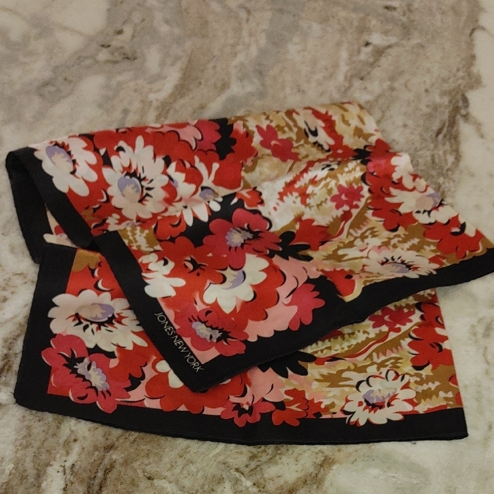 VTG Jones New York Scarf